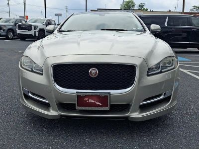 2016 Jaguar XJ — side profile view