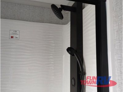 2025 Redwood RV Regency - Photo 37