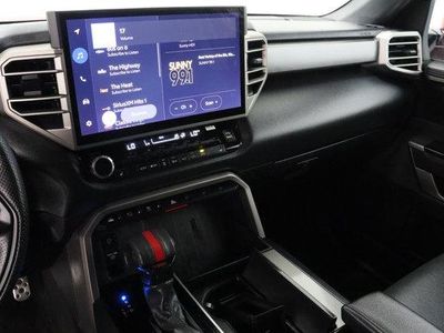 2025 Toyota Sequoia 4WD — photo 16 view