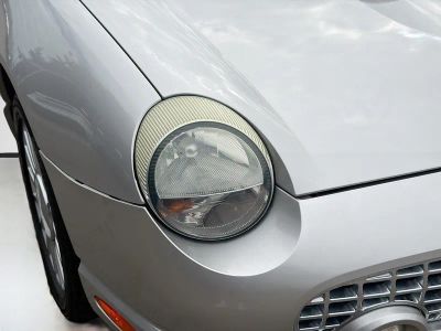 2004 Ford Thunderbird — photo 24 view