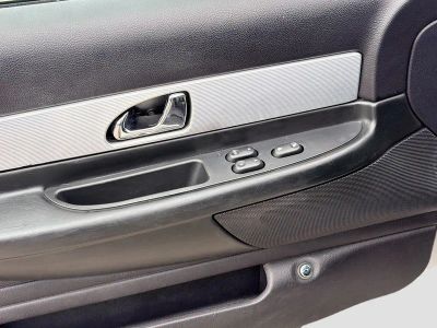 2004 Ford Thunderbird — photo 15 view