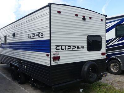 2024 Coachmen Clipper 5K Series - Photo 3