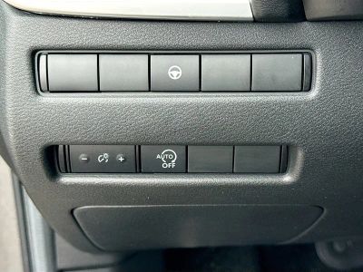 2023 Nissan Rogue — photo 34 view