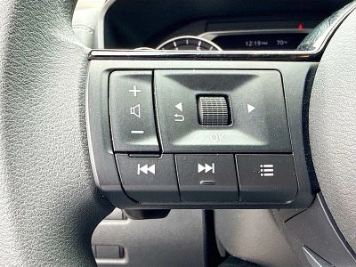 2023 Nissan Rogue — photo 36 view