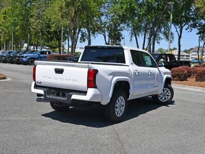 2026 Toyota Tacoma - Photo 2