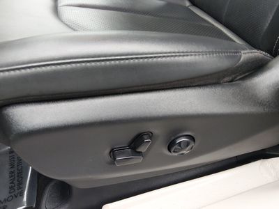 2024 Chrysler Pacifica — photo 19 view