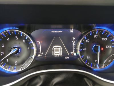 2024 Chrysler Pacifica — photo 14 view