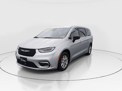 2024 Chrysler Pacifica — rear three-quarter view