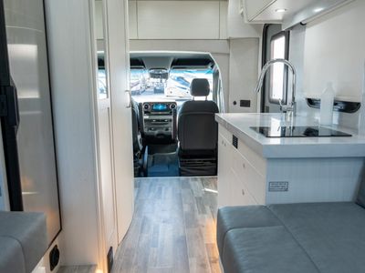 2024 Pleasure Way PLATEAU XL - Photo 3