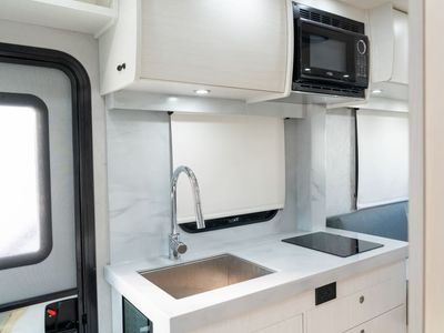 2024 Pleasure Way PLATEAU XL - Photo 6