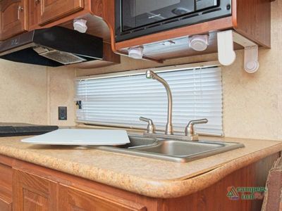 2011 Forest River RV Shamrock - Photo 15