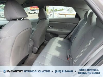 2023 Hyundai Elantra - Photo 5