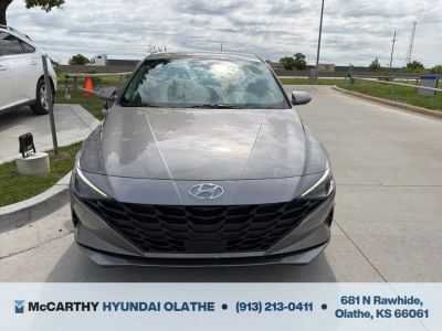 2023 Hyundai Elantra - Photo 11