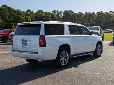 2016 Chevrolet Suburban — detail view