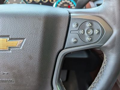 2016 Chevrolet Suburban — photo 17 view
