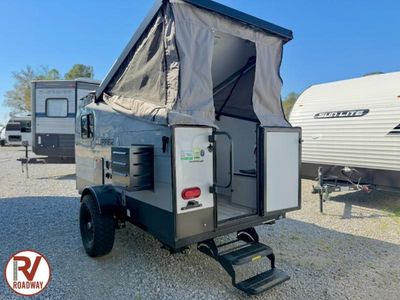 2023 Coachmen RV Clipper — interior view