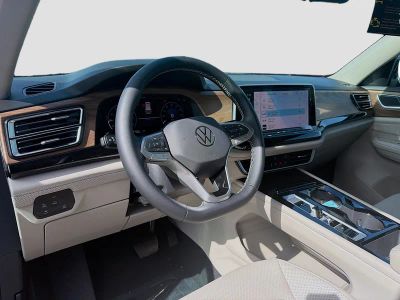 2026 Volkswagen Atlas — photo 9 view