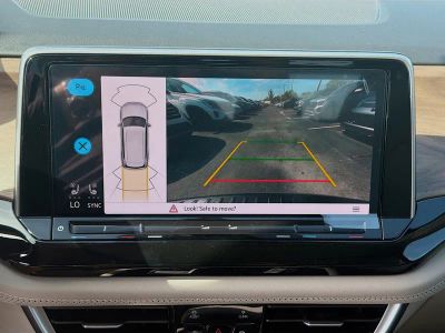 2026 Volkswagen Atlas — photo 13 view