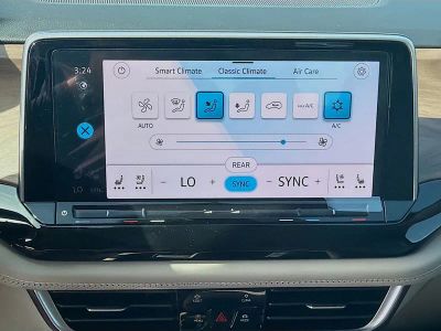 2026 Volkswagen Atlas — photo 14 view