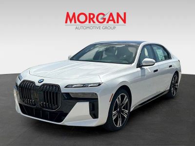 2026 BMW 7 Series — rear three-quarter view