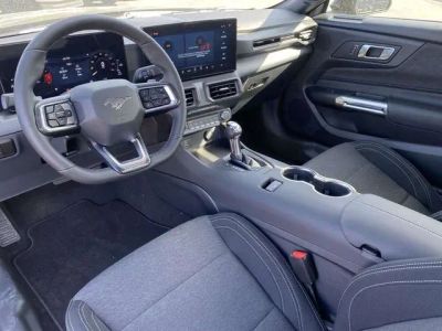 2026 Ford Mustang - Photo 15