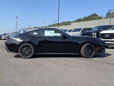 2026 Ford Mustang - Photo 2