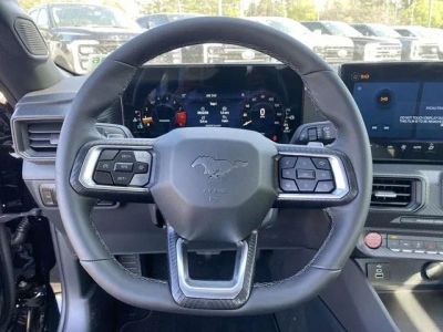 2026 Ford Mustang - Photo 12
