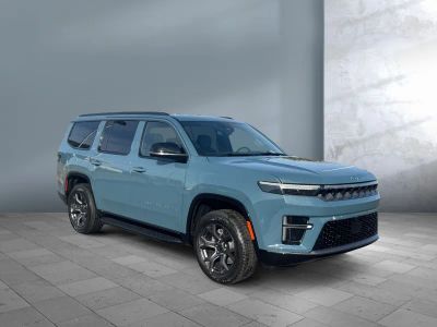 2026 Jeep Grand Wagoneer - Photo 16