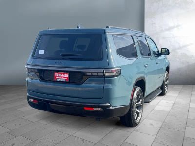 2026 Jeep Grand Wagoneer - Photo 11
