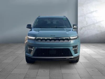 2026 Jeep Grand Wagoneer - Photo 4