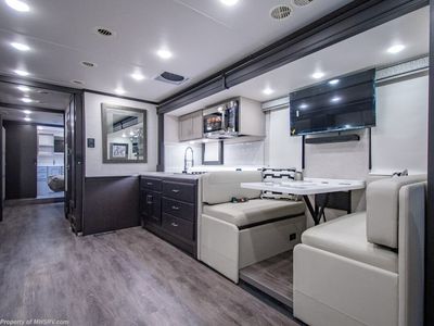 2026 Thor Motor Coach Riviera - Photo 12