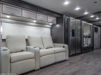 2026 Thor Motor Coach Riviera - Photo 8