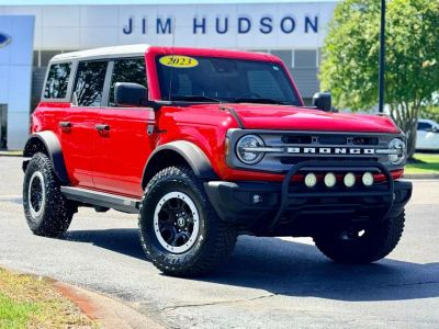 2023 Ford Bronco - Photo 2