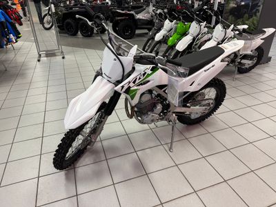 2026 Kawasaki KLX230R S - Photo 2