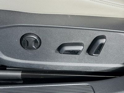 2023 Volkswagen Jetta - Photo 13