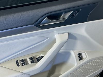 2023 Volkswagen Jetta - Photo 12