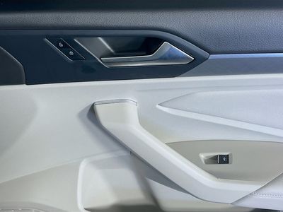 2023 Volkswagen Jetta - Photo 32