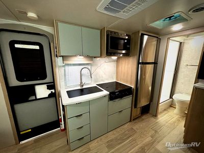 2023 Winnebago Micro Minnie - Photo 8