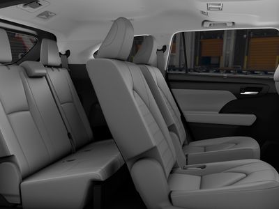 2026 Toyota Highlander - Photo 2