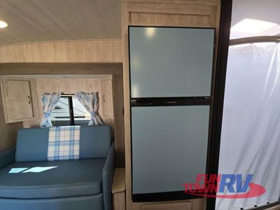2025 Gulf Stream RV Vintage Yellowstone - Photo 22