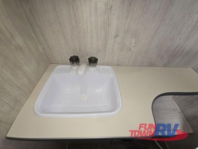 2025 Gulf Stream RV Vintage Yellowstone - Photo 32