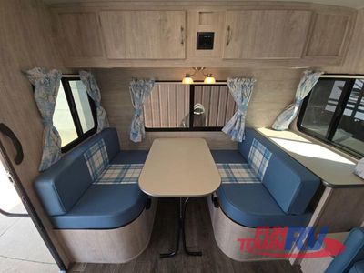 2025 Gulf Stream RV Vintage Yellowstone - Photo 26