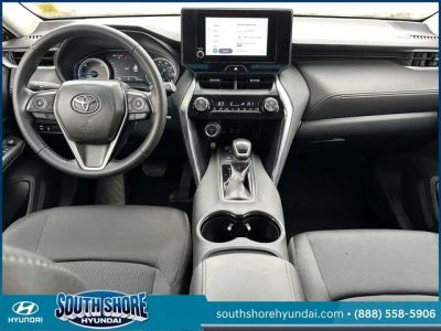 2023 Toyota Venza - Photo 14