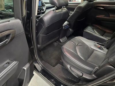 2021 Toyota Highlander — photo 32 view