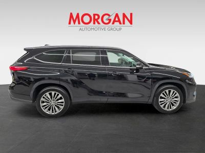 2021 Toyota Highlander — photo 7 view