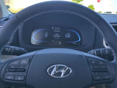 2026 Hyundai VENUE — photo 32 view