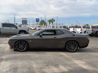 2022 Dodge Challenger - Photo 2