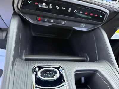 2026 Jeep Cherokee — photo 18 view