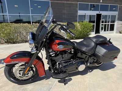 2025 Harley-Davidson FLHC - Heritage Classic - Photo 2