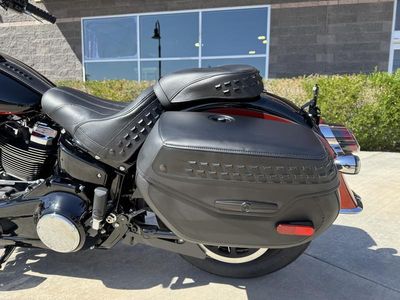 2025 Harley-Davidson FLHC - Heritage Classic - Photo 11